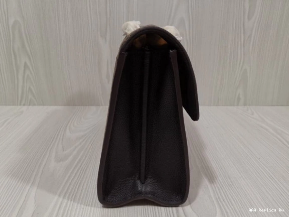 AAA Replica Ru Vuitton Louis VICTOIRE 0808